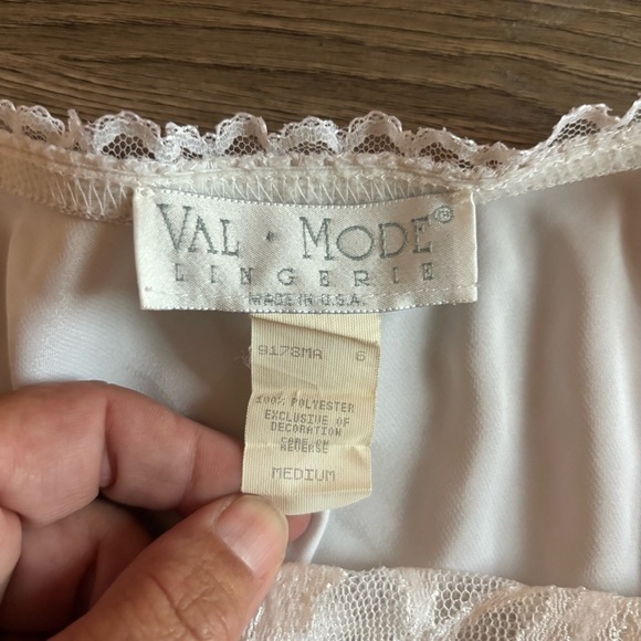 Womens Val Mode Ivory Satin & Lace Slip Dress Women’s Size Medium - Picture 6 of 7